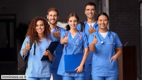 4,000 ITAs for Healthcare Workers in Express Entry Draw