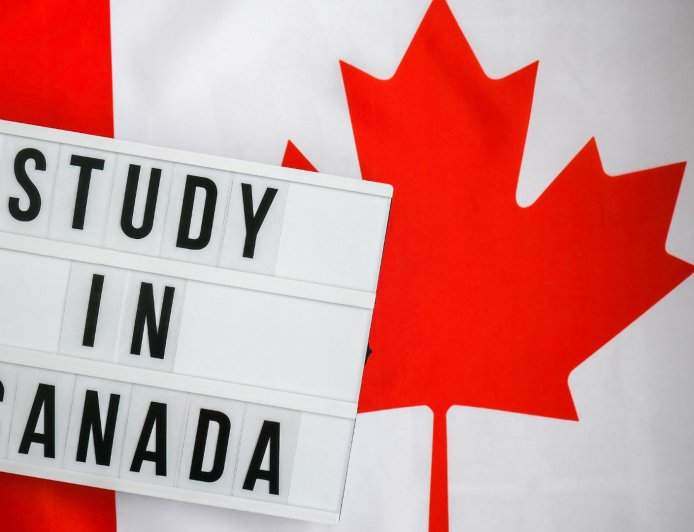 Canada का 2024 का लक्ष्य : 292,000 Study Permits
