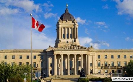 Canada May Increase Immigration Sooner Than Expected After Population Decline