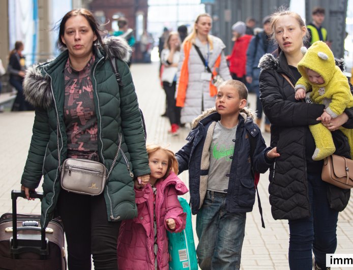 IRCC Confirms Refugees No Longer Need Exit Permits for Canada PR